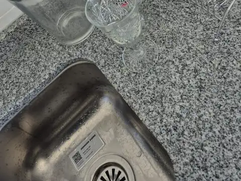 Casa 3 ambientes con 2 baños