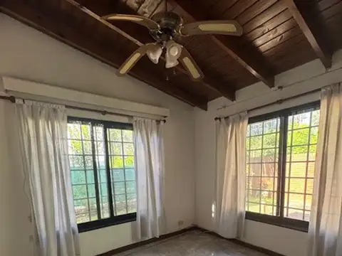 Casa en Alquiler de 4 dormitorios