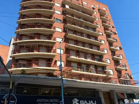 VENTA DEPARTAMENTO 4 AMBIENTES EN MORON CENTRO