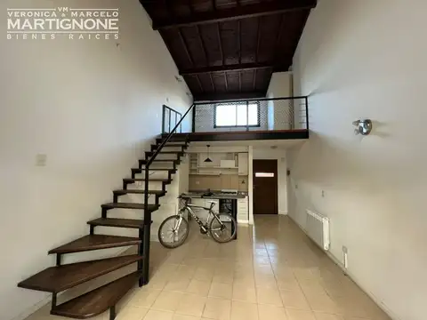 Casa 2 ambientes con 1 baño