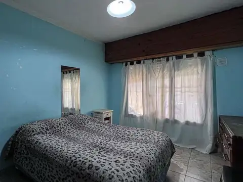 Casa 3 ambientes con 1 baño