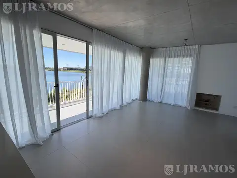 Departamento en Alquiler con 1 cocheras