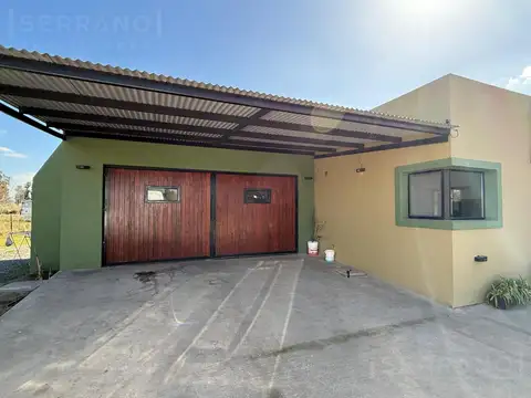Casa en Venta con 4 cocheras