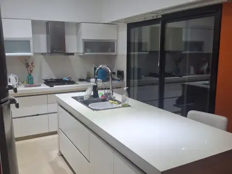 Casa en Venta en Avellaneda, USD 230.000