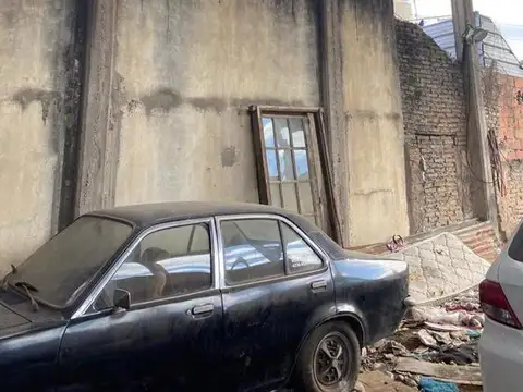 Galpon en Venta 8  mts Frente