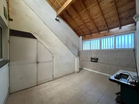 Depto Tipo Casa en Venta 54 años
