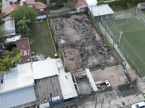 Importante Terreno sobre Av Varela a metros del arco de Campana