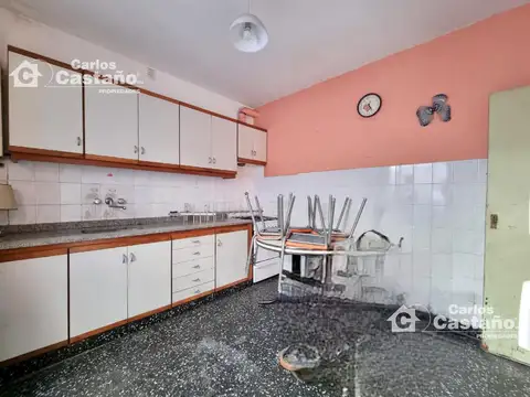PH 3 Amb. con Patio, Ideal 2 Familias y a 1/c de Donado