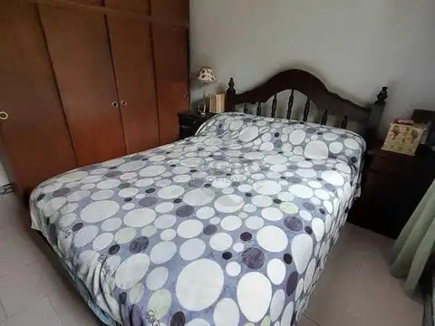 Venta casa 4 ambientes en Barrio Parque Sakura, Exaltación de la Cruz