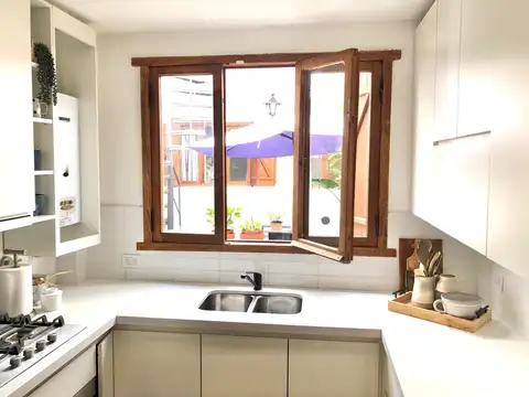 Casa 4 amb + vestidor + escritorio, patio, terraza, parrilla