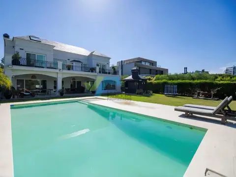 Casa  en Venta en El Golf, Nordelta, Tigre