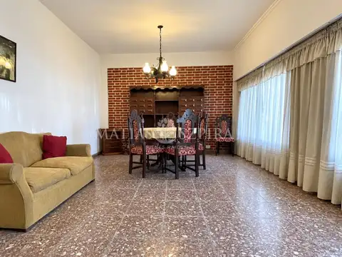 Casa en Venta 5 ambientes, Ituzaingó Norte 