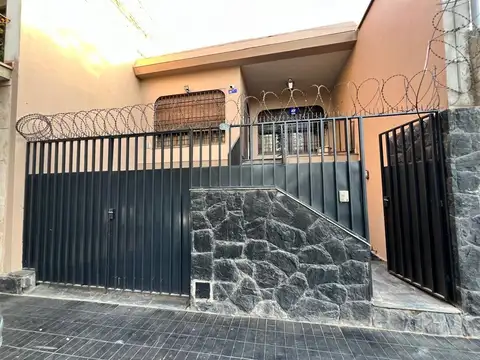 ALQUILER CONSULTORIO /OFICINA EN CENTRO DE MENDOZA