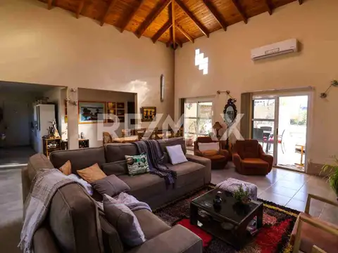 Casa en Venta con 1 cochera