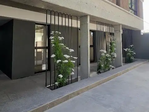 PH en Alquiler en Barrio Parque Leloir, Partido de Ituzaingó