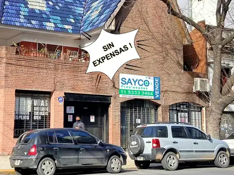 Venta Local 51m2 en vía publica.