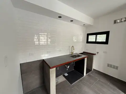 Depto Tipo Casa en Venta de 2 ambientes