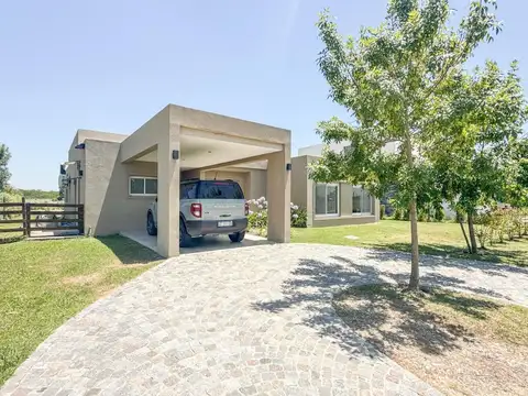 Alquiler Anual Casa 4 ambientes a la laguna, San Sebastián, área 9