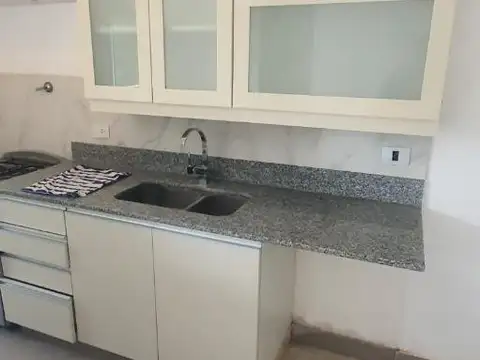 Departamento en Alquiler en Pueblo Caamaño, $ 750.000