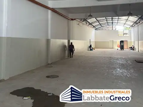 Galpon en Alquiler en Villa Lynch, USD 7.800