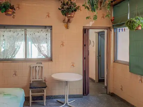 VENTA CASA 7 AMBIENTES CON TERRAZA  - BARRACAS