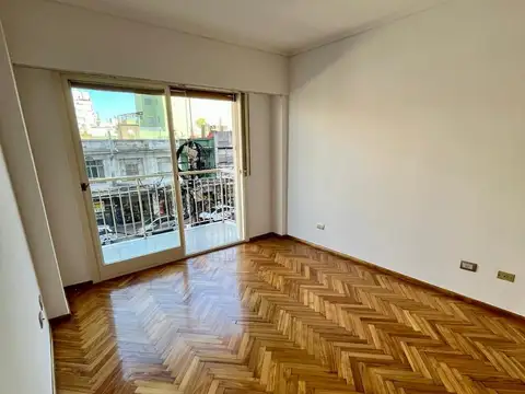 Departamento en Venta en Flores, USD 140.000