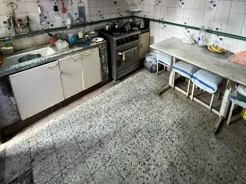 CASA AMERICANA + DEPARTAMENTO