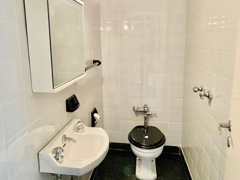 Departamento 4 ambientes con 3 baños