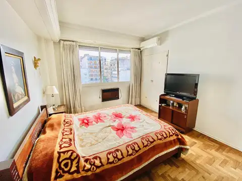 IMPORTANTE DEPTO DE 4 AMBIENTES CON 2 COCHERAS A LA VENTA EN BELGRANO.
