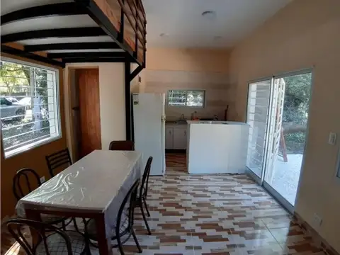 Casa 2 ambientes con 2 baños