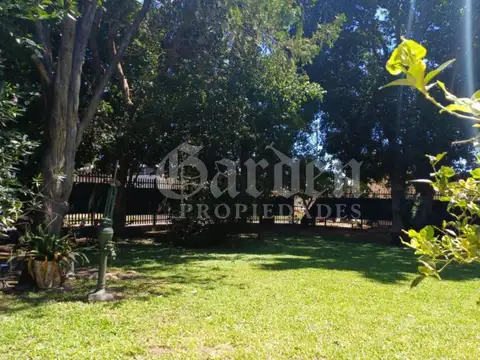 Terreno 202 m² - Ideal Inversión - Prof. Aguer Esquina  Solis