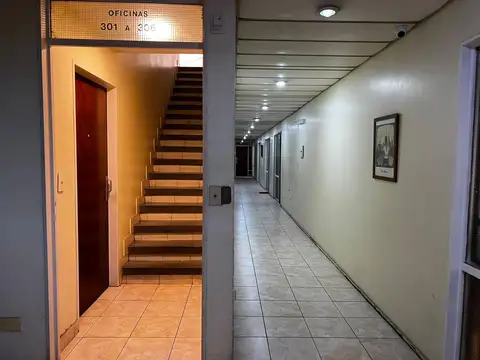Oficina en Venta 25 años