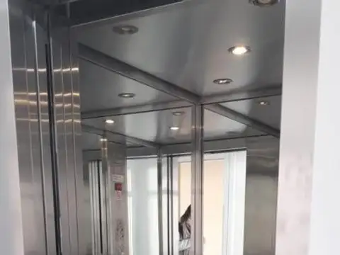 Departamento en Venta en Moron Sur, USD 93.000