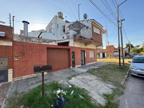Depto Tipo Casa en Venta en Jose Leon Suarez, USD 65.000