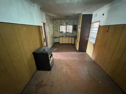 Depto Tipo Casa 5 ambientes con 2 baños