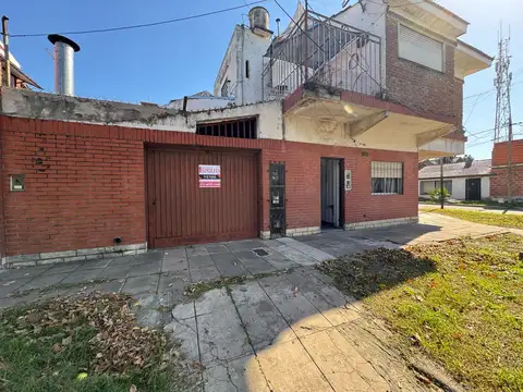 Depto Tipo Casa en Venta de 4 ambientes