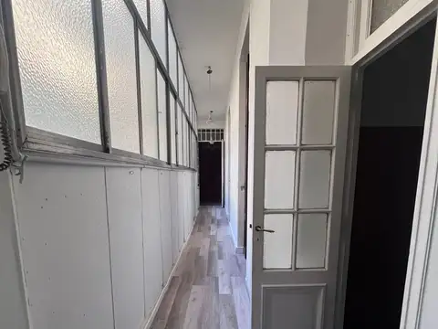 Bellísimo Departamento en Alquiler o Venta con Dependencia - Av Caseros 400