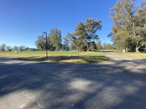 Terreno en Venta en Los Pinares Country Club, USD 25.000