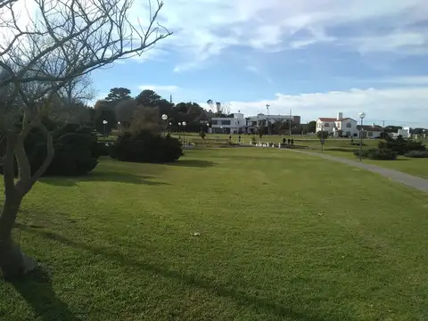 Excelentes lotes entre zona uno y Parquemar, en bloque o fraccionado, a tres cuadras del mar 