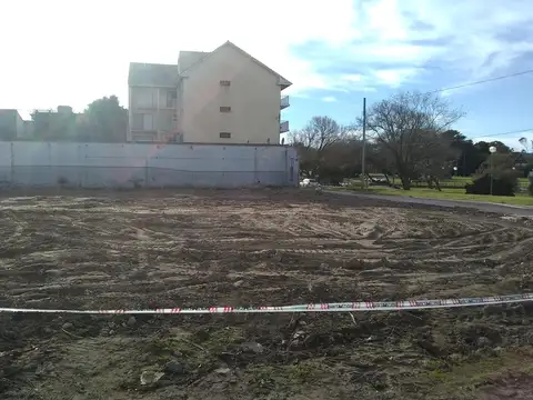 Excelentes lotes entre zona uno y Parquemar, en bloque o fraccionado, a tres cuadras del mar 