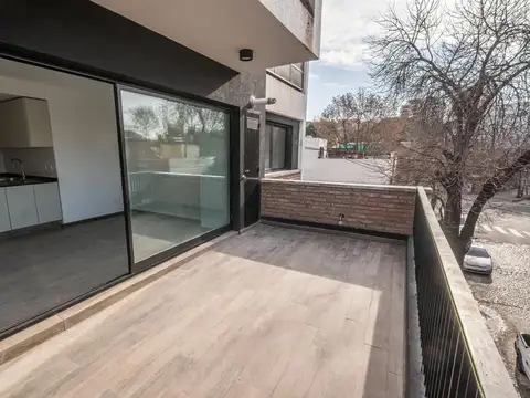 Depto Tipo Casa en Venta de 3 ambientes