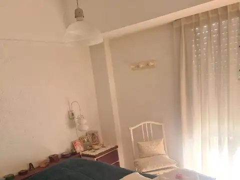 DEPARTAMENTO EN ALQUILER DE DOS AMBIENTES Y MEDIO, CENTRICO.