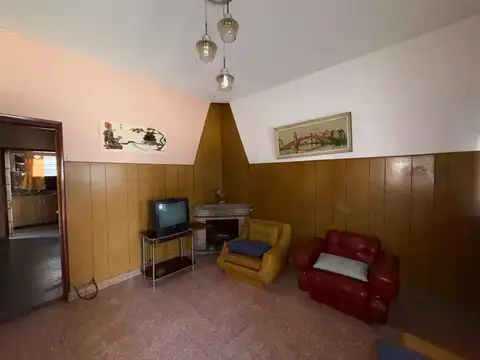 Casa en Venta en Rafael Calzada, USD 110.000