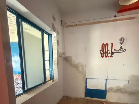 ARTIGAS Y ECHEVERRIA 300