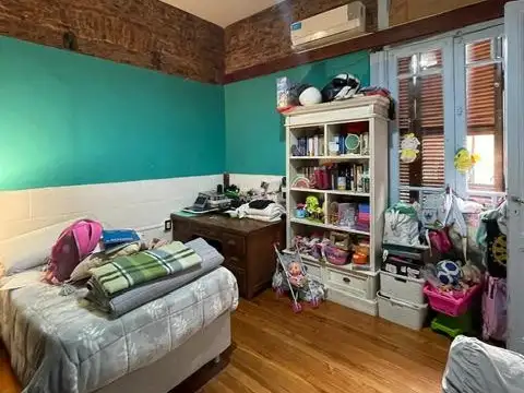 Depto Tipo Casa 4 ambientes con 2 baños