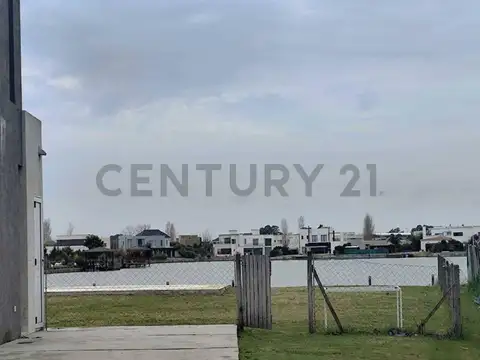 Terreno en Venta 20  mts Frente