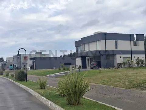 RUTA 58 KM 14.5 200, Piso 0