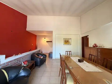 Depto Tipo Casa en Venta de 6 ambientes