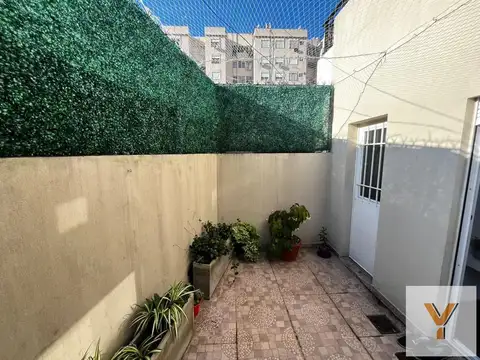 Av. Juan Bautista Alberdi e/ Fernandez y Lacarra