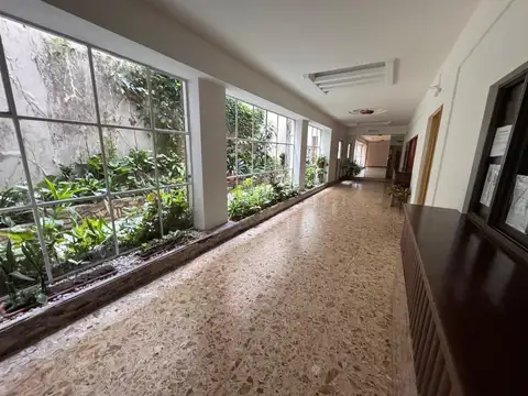 Avenida Rivadavia y Alberti